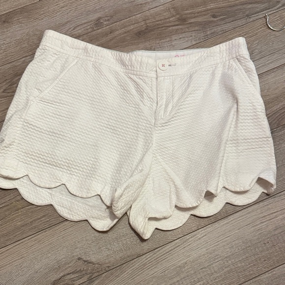 Lilly Pulitzer Pants - Lilly Pulitzer White Scalloped High Waist Shorts